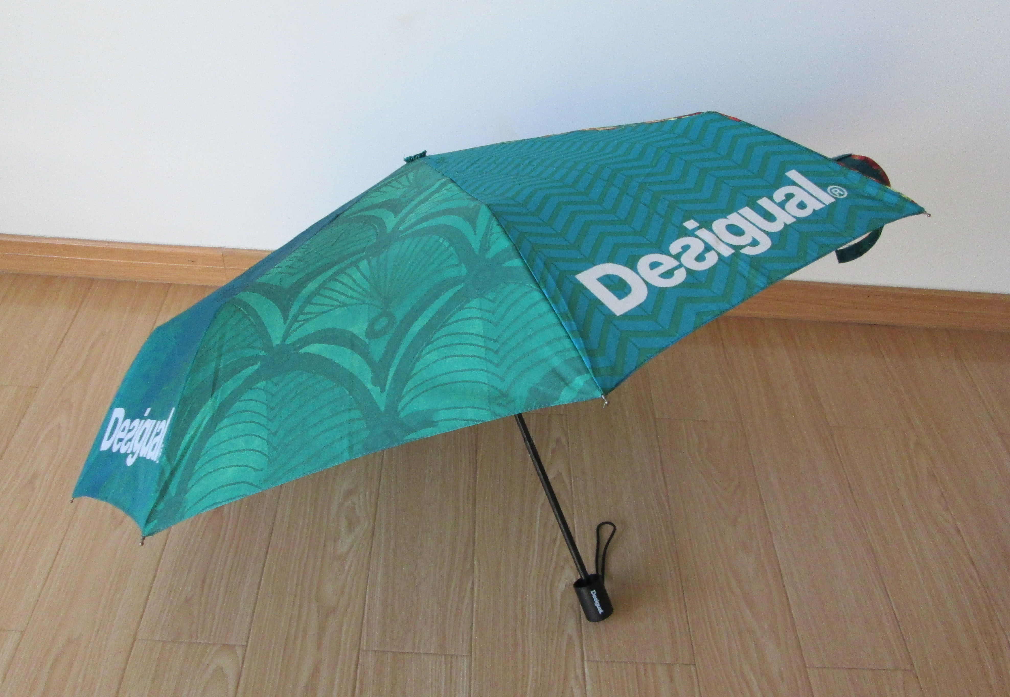 3-section umbrella-F3U079