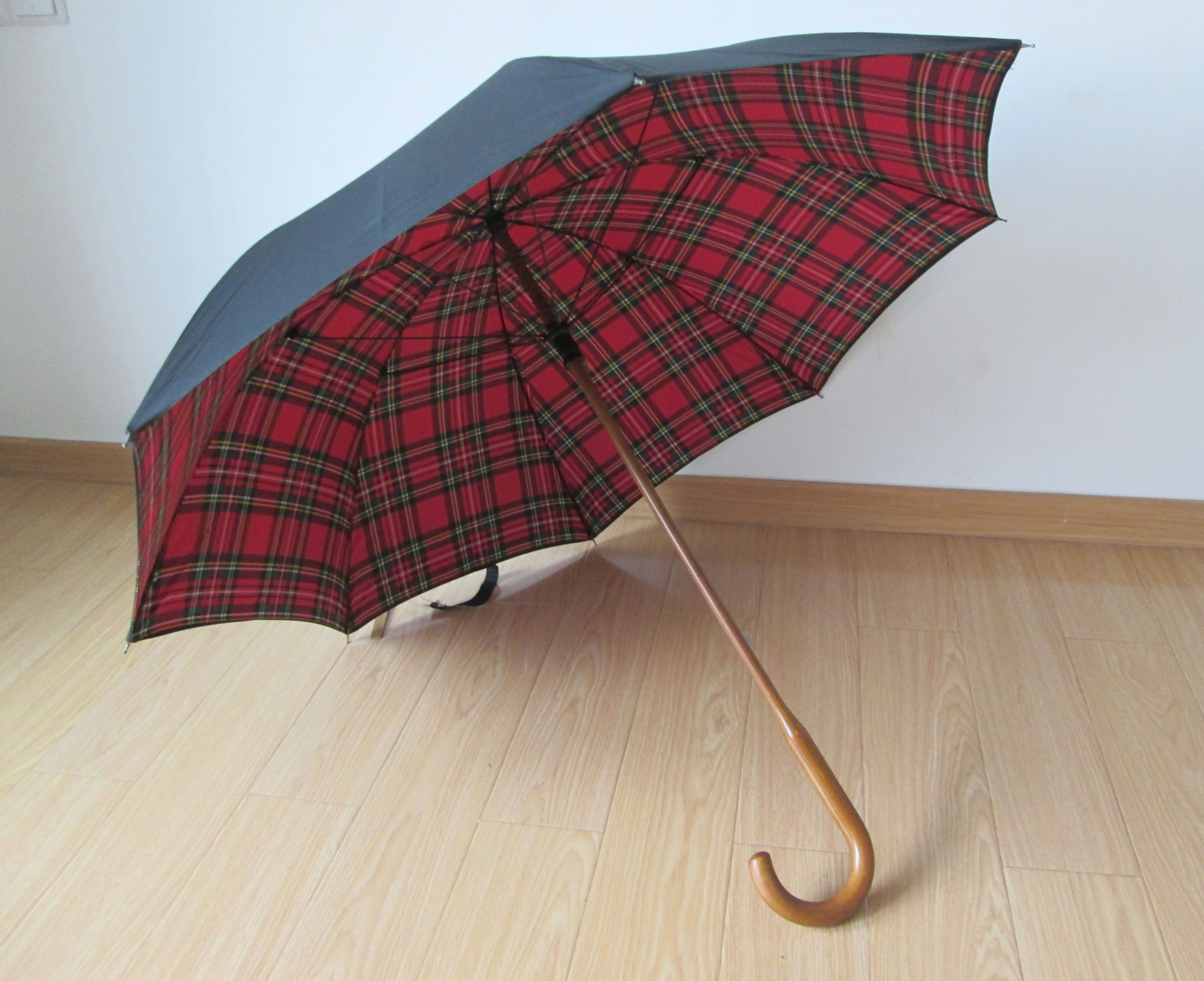 Solid wood shaft umbrella-RBMWU005